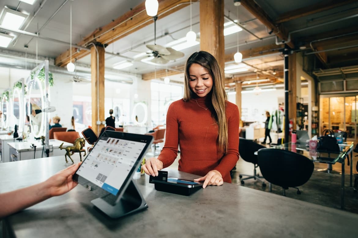 Point of sale system in a retail store